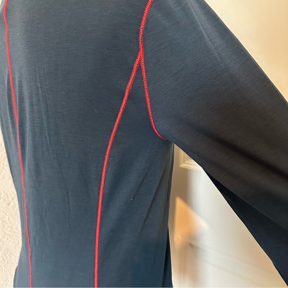 Women’s Fabletics Wool Base Layer Long-Sleeve Top - Picture 5 of 8